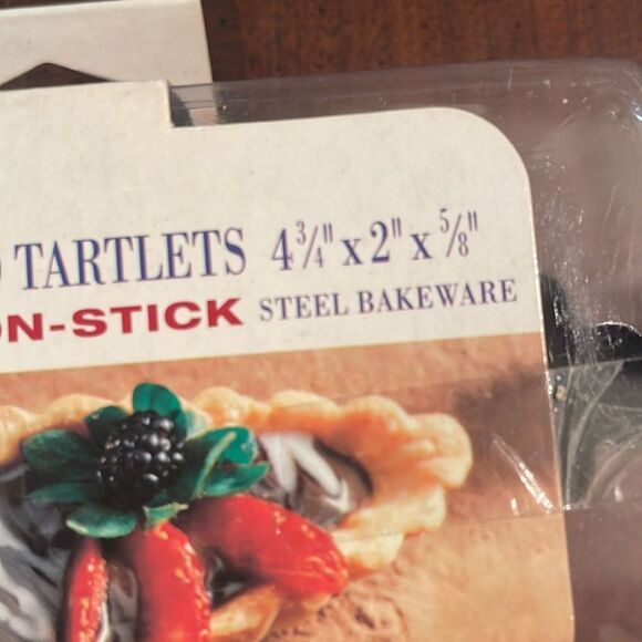 Set of 6 Diamond Tartlets Commerical Quality Non - Stick Steel Bakeware Pans - Picture 4 of 6